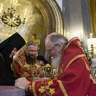 Святейшего Патриарха Кирилла поздравили от имени монашествующих с днем тезоименитства представители Синодального отдела по монастырям и монашеству