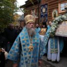 Преосвященный епископ Порфирий совершил Литургию на монастырском подворье