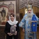 Митрополит Каширский Феогност вручил главному редактору сайта СОММ орден прп. Евфросинии Московской III степени