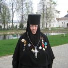 Как при всех ограничениях, которые налагает устав, сохранить в монастыре атмосферу любви?